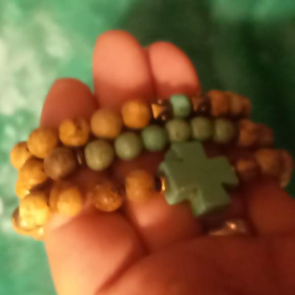 agate and faux turquoise expandable bracelet beaded treated stone expandable - Picture 4 of 5